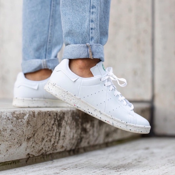 Adidas Stan Smith - Picture 1 of 16